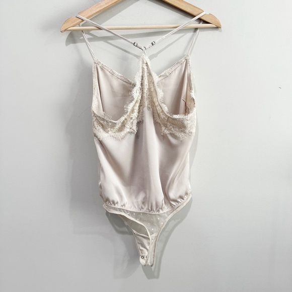 A&F Satin Lace Cami Bodysuit NEW Size Small - Picture 8 of 15
